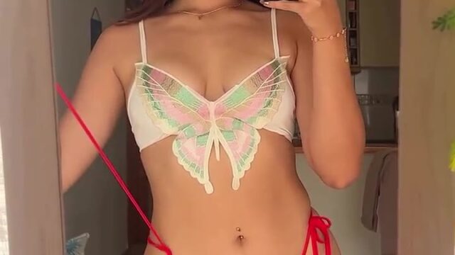 Yosoykami aka Kamicupcakex Onlyfans Video Erotic Body In Mirror